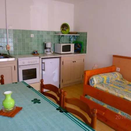 Сasa de vacaciones Les De Lozari *