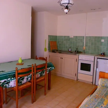 Les De Lozari Сasa de vacaciones Belgodère